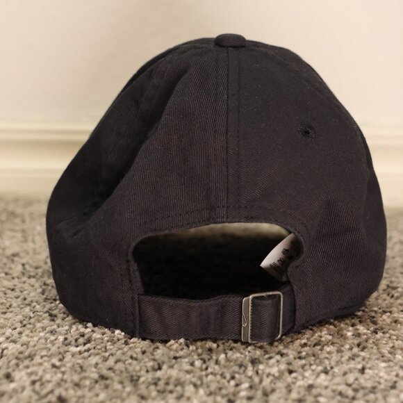 Black Nike Hat - Picture 3 of 5